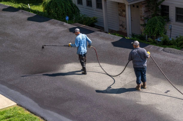 How Asphalt Sealing Protects Against Weather Damage in Perris, CA